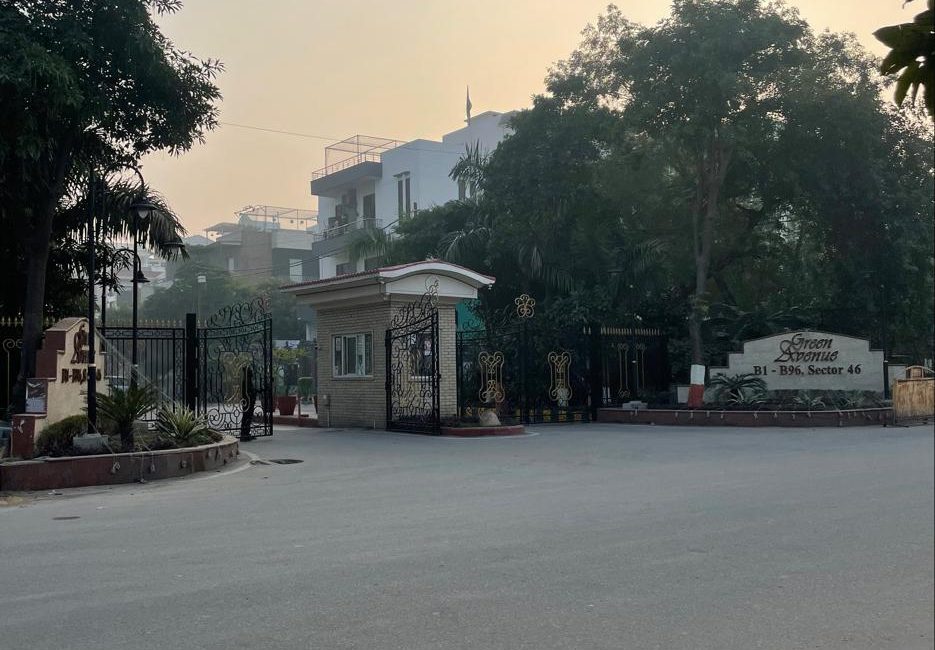 Sector 46, Residential Plot in Noida – 450 Sq. Meter, Vaastu Compliant 2 Residential properties consultant