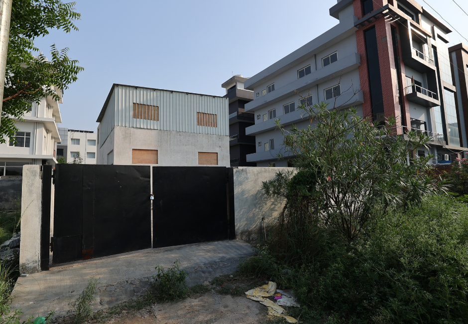 Sector 80, Factory for Sale in Noida | Newly Built Industrial Property