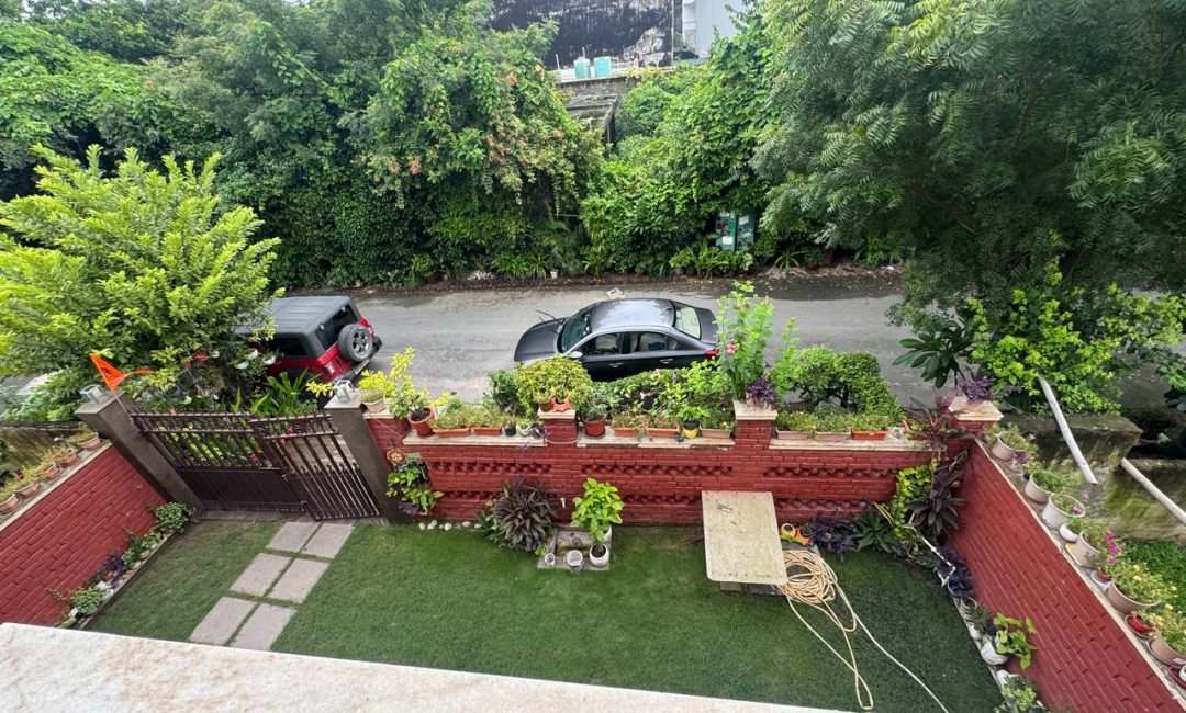 Sector 105, Noida, Prime Residential Kothi in Noida for Sale