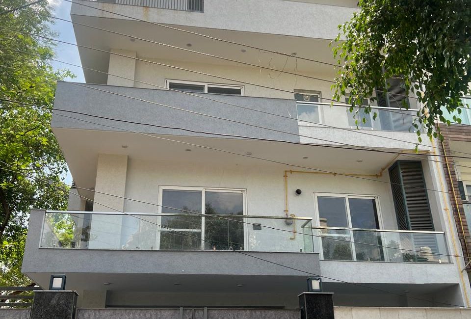 Sector 36, Noida, Prime Residential Kothi in Noida for Sale