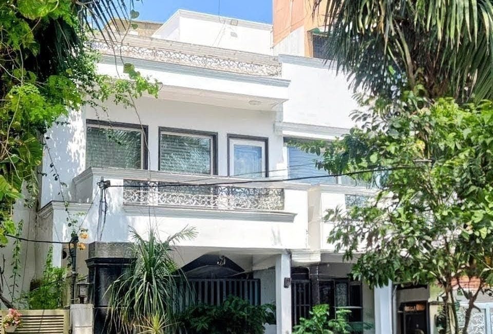 Sector 36, Noida, Residential Kothi