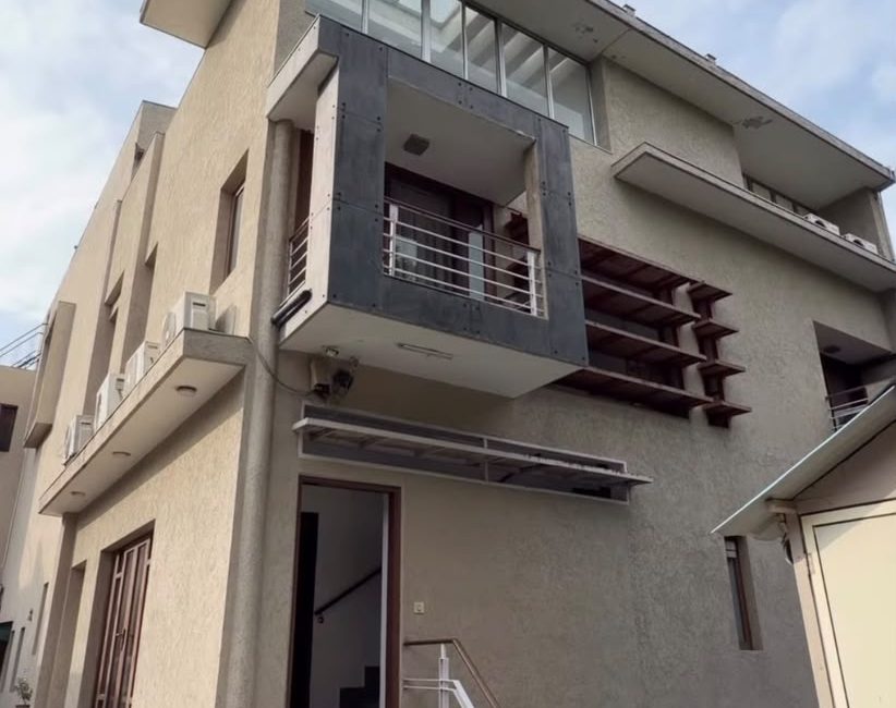Block C Sector -61 Noida